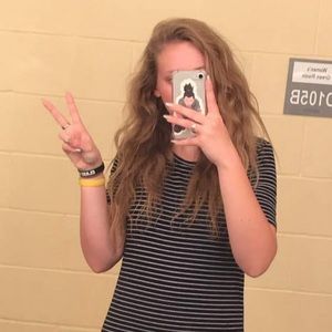 Meet your Posher, Ariel